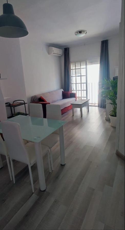 Apartamentos Ana'S Cozy Inns Torremolinos Kültér fotó