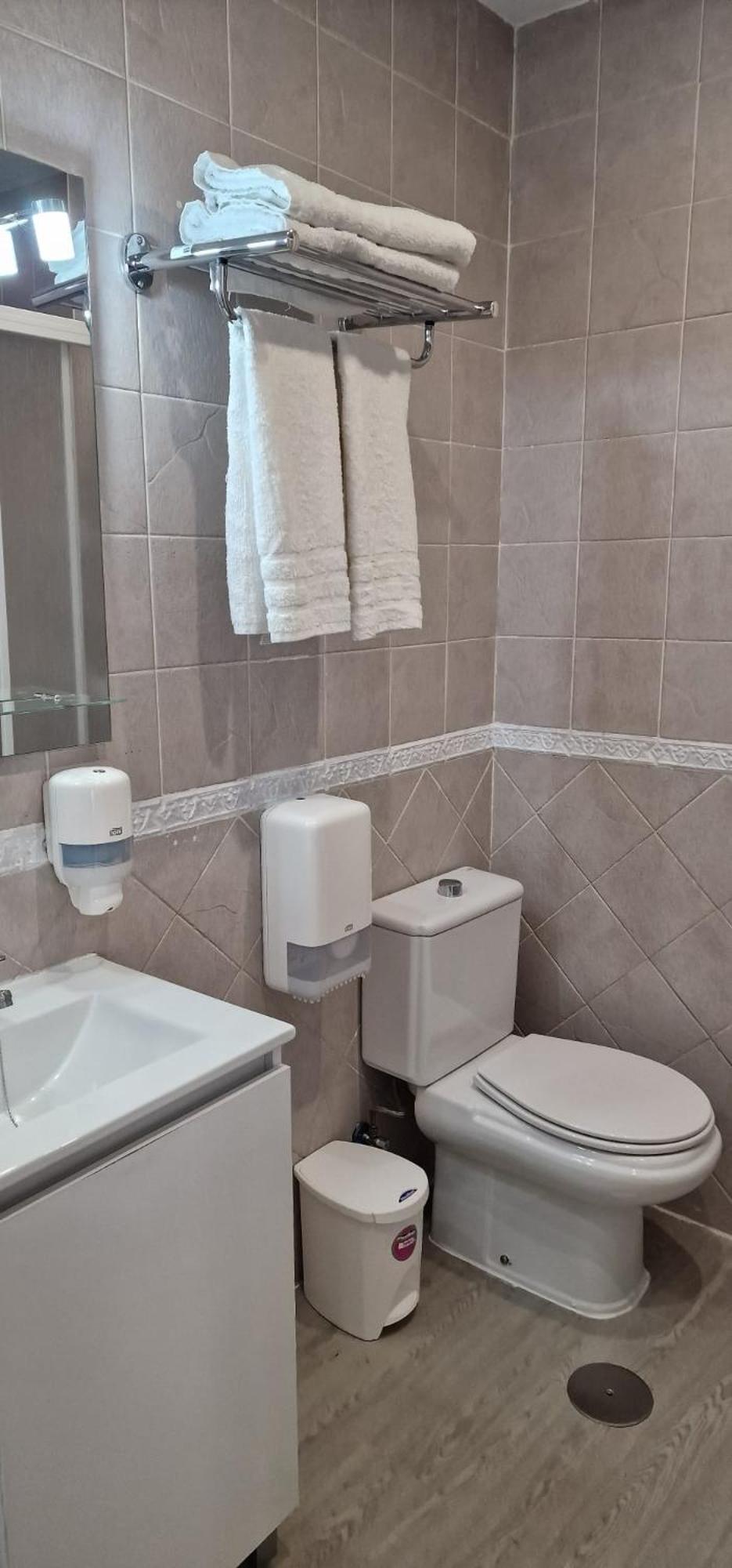 Apartamentos Ana'S Cozy Inns Torremolinos Kültér fotó